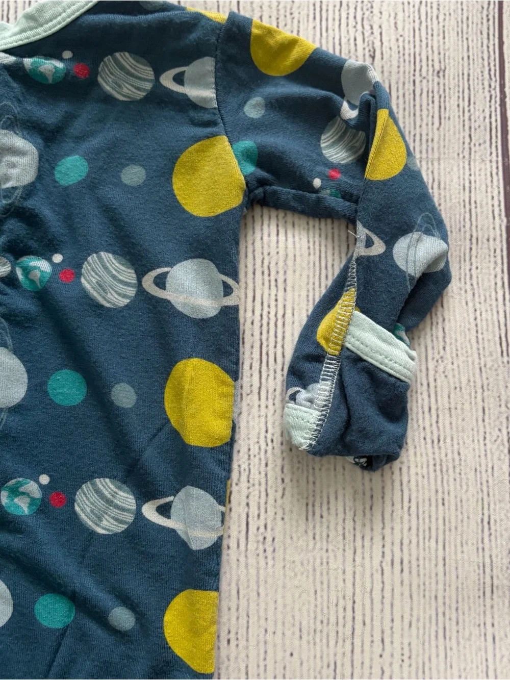 Kickee Pants Kids Bamboo Blue Planet Print Footed Pajamas Size 3-6 months